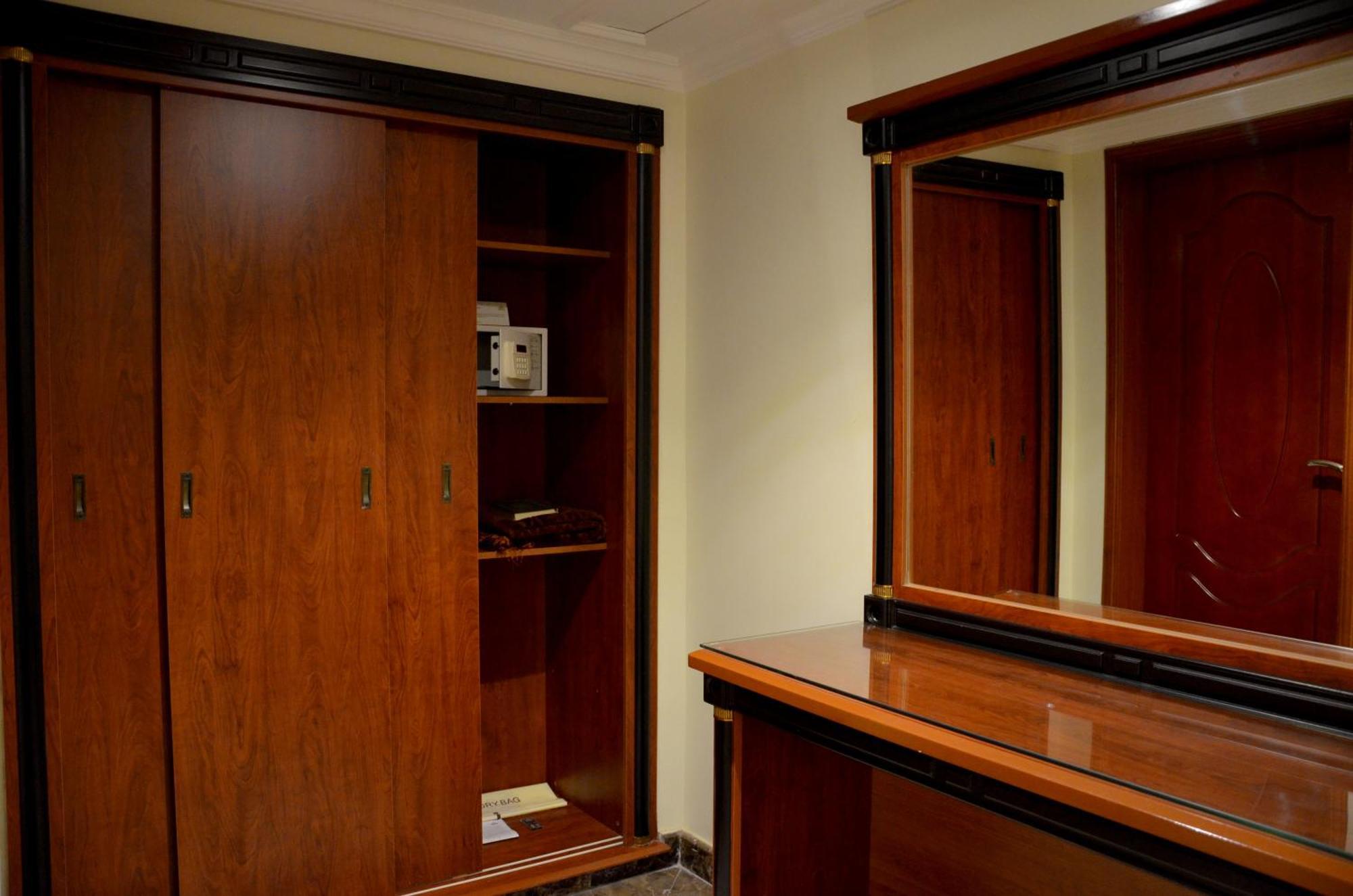 Crown Tower Hotel Al Al Jubail Eksteriør bilde