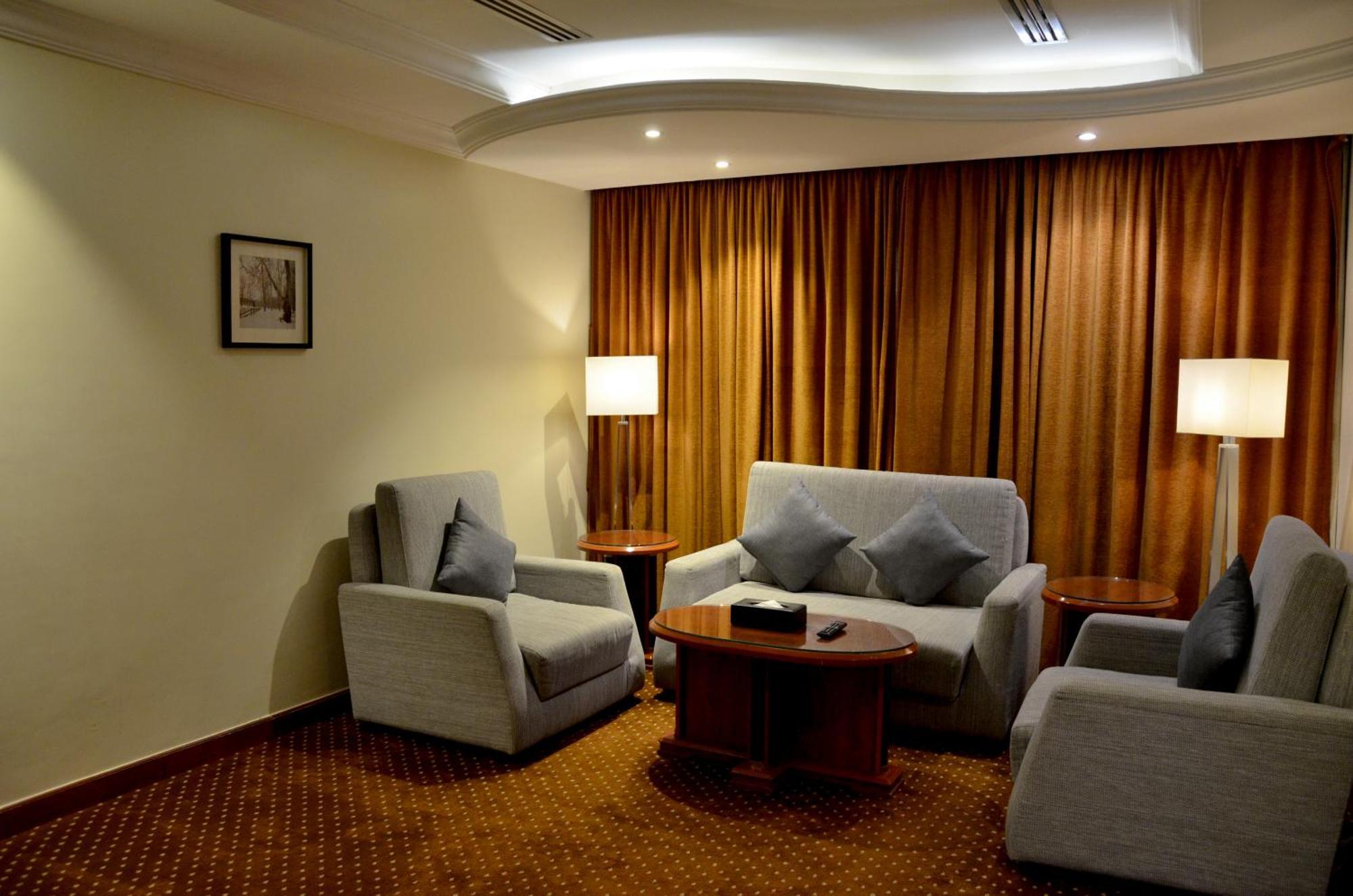 Crown Tower Hotel Al Al Jubail Eksteriør bilde