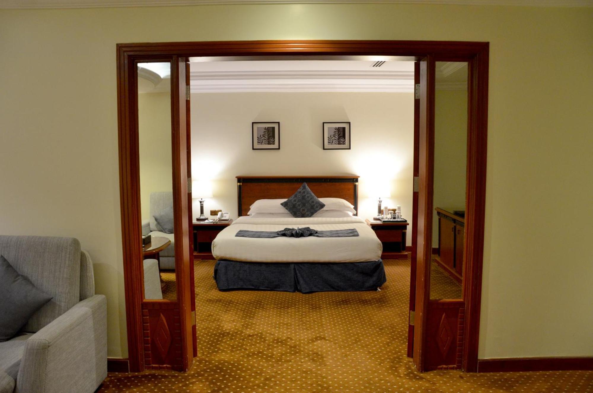 Crown Tower Hotel Al Al Jubail Eksteriør bilde