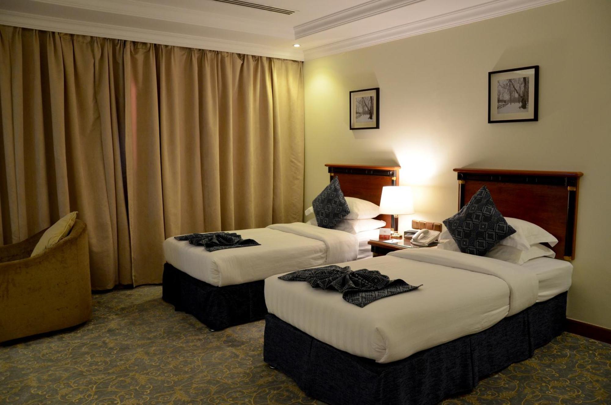 Crown Tower Hotel Al Al Jubail Eksteriør bilde