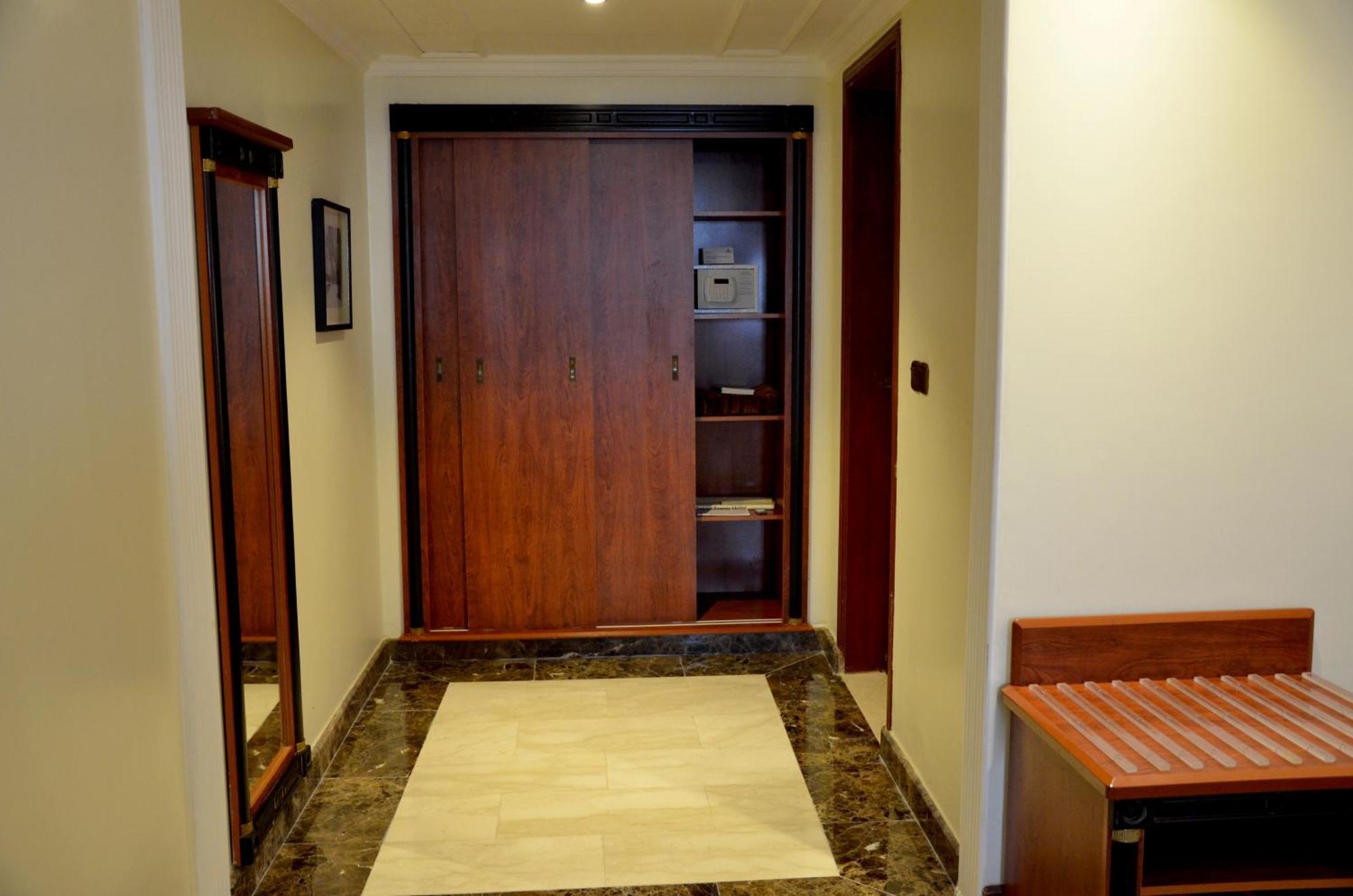 Crown Tower Hotel Al Al Jubail Eksteriør bilde