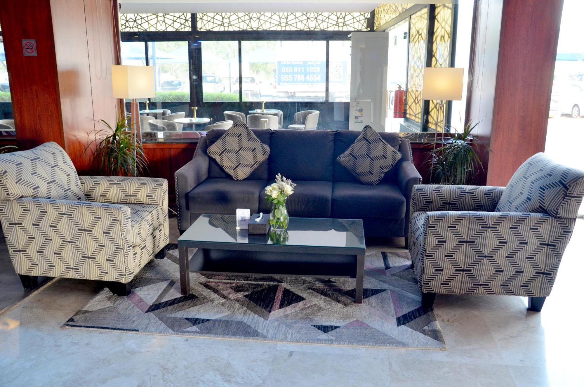 Crown Tower Hotel Al Al Jubail Eksteriør bilde