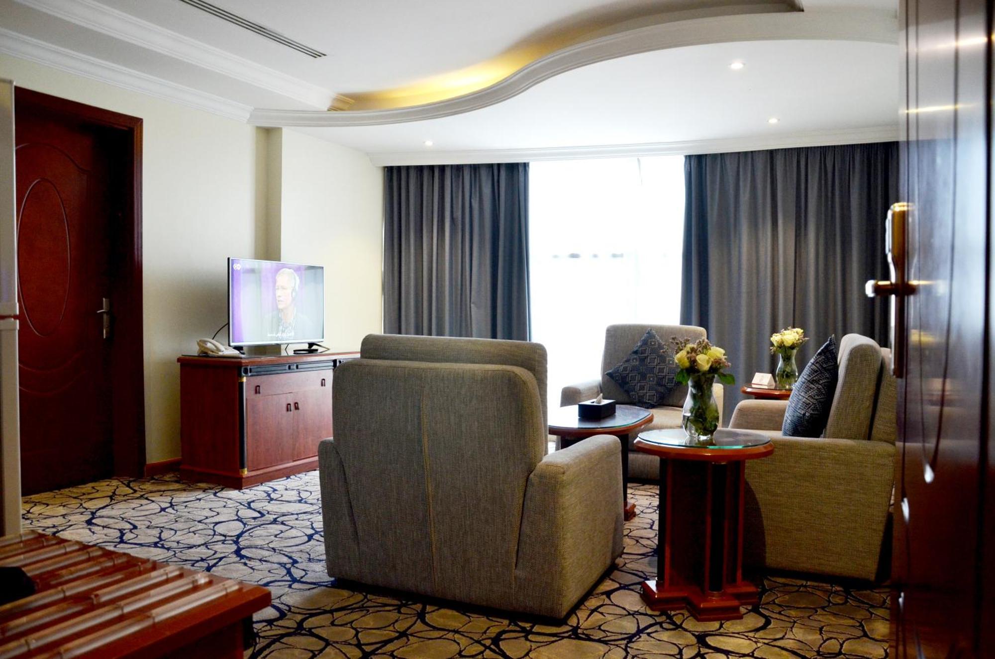 Crown Tower Hotel Al Al Jubail Eksteriør bilde