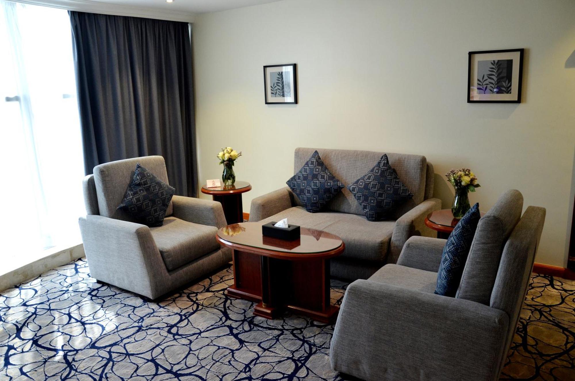 Crown Tower Hotel Al Al Jubail Eksteriør bilde